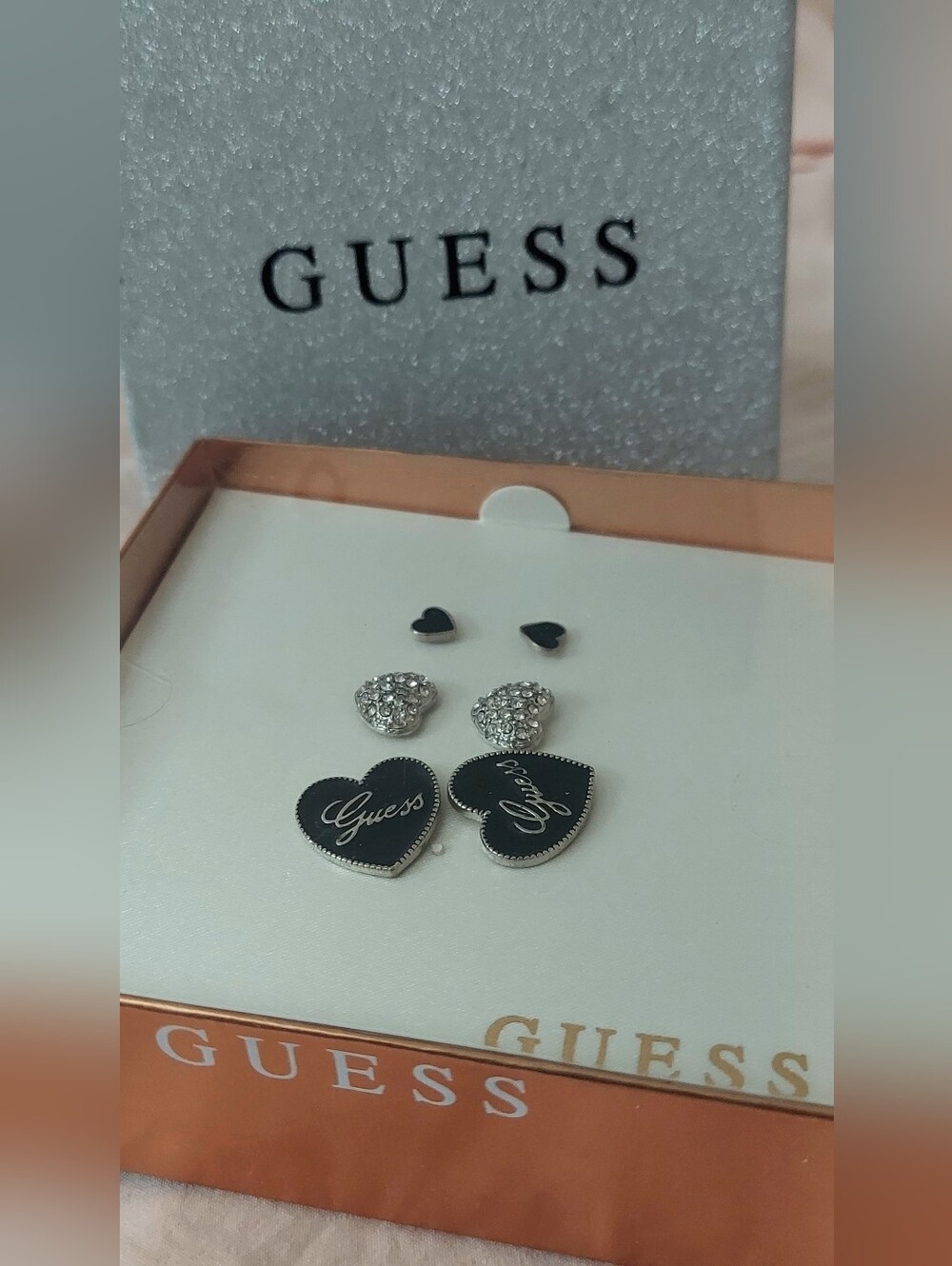 GUESS Black and Silver Heart Earring Set 🖤 Never worn